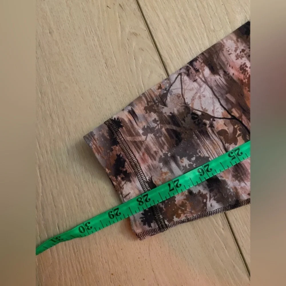 Lululemon Leggings - Picture 10 of 17